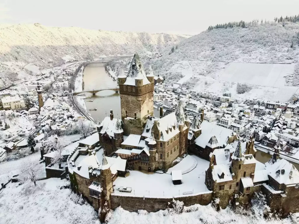 (C) Cochem Tourist Information - Reichsburg Cochem - Kerstsfeer in de WIjnstreek